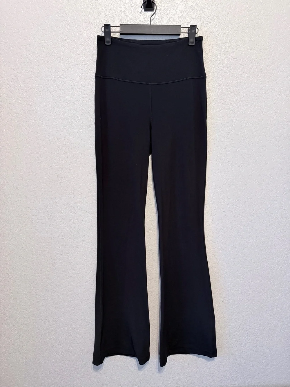 Lululemon Groove Nulu Flared Pants | 8 | Black | Super High Rise